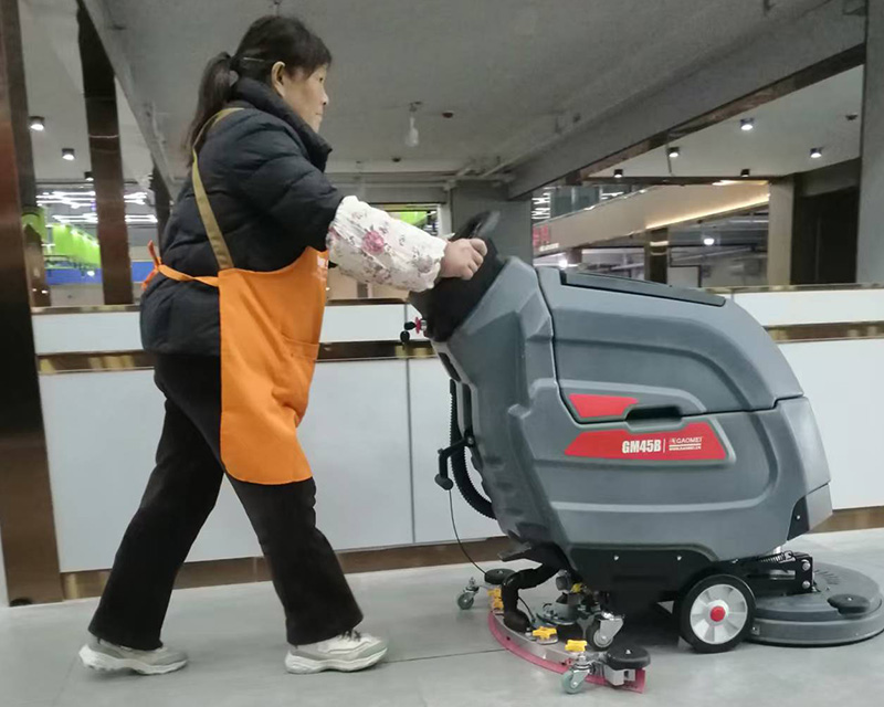 盐南农商市场洗地机6.jpg